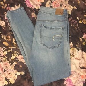 American Eagle Light Wash Jegging Skinny Jeans 10